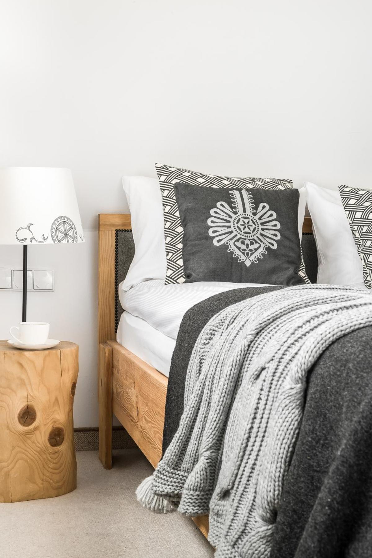 Bed & Breakfast 11 Folk & Design